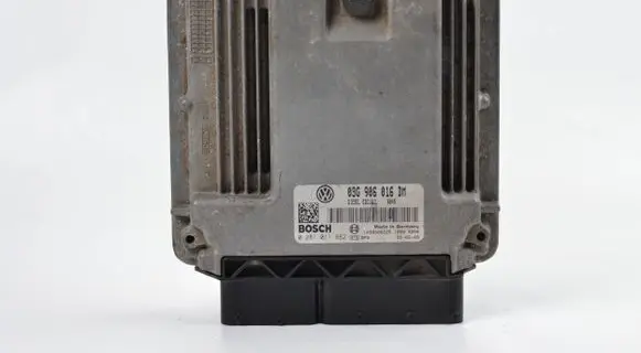 Volkswagen Caddy Engine control unit/module 03G906016DM 1039S06225 0281011882