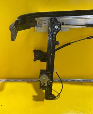 Audi A4 S4 B6 8E 8H Front window lifting mechanism without motor 