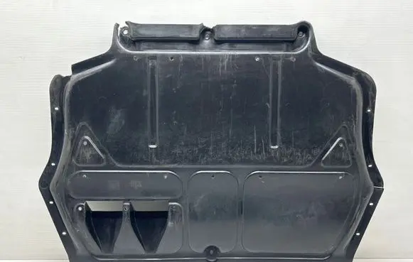 Engine splash shield/under tray