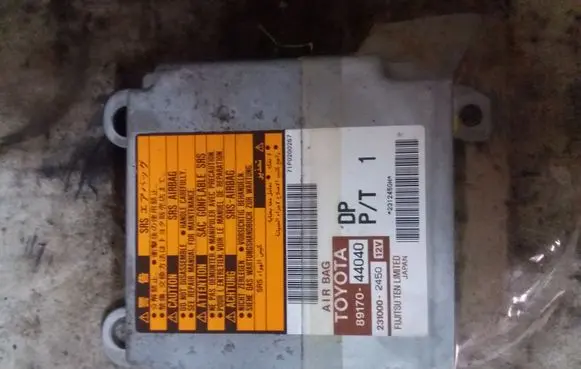 Toyota Avensis Verso Airbag control unit/module 8917044040