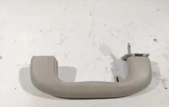 Opel Mokka X Front interior roof grab handle
