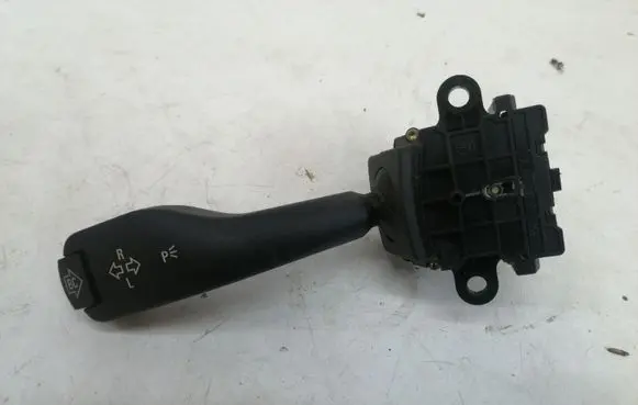BMW 5 E39 Indicator stalk 8363668M