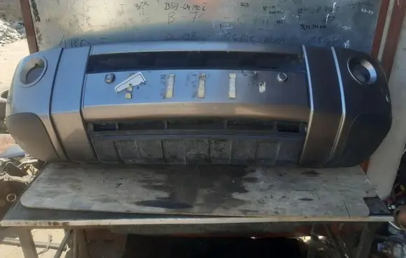 Land Rover Discovery 3 - LR3 Front bumper