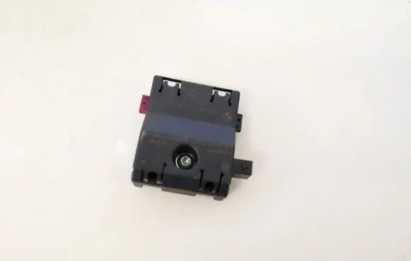 BMW 3 E90 E91 Antenna control unit 920039002 6520914149101