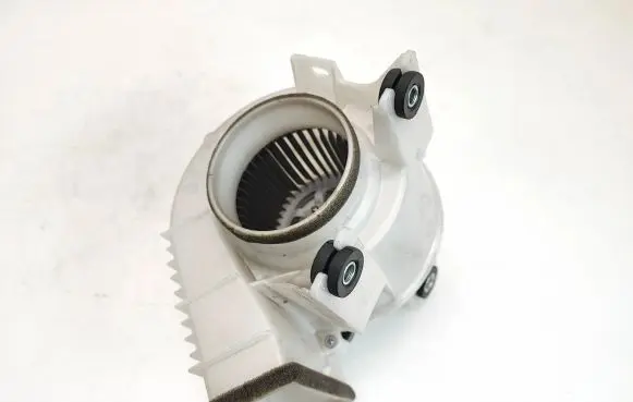 Toyota RAV 4 (XA40) Hybrid/electric vehicle battery fan G923048080
