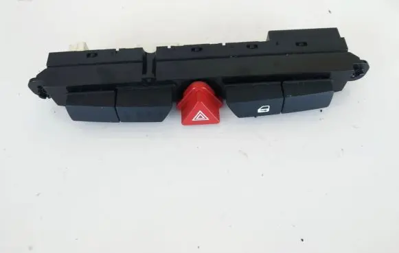KIA Ceed Hazard light switch 937001h900 93700-1h900