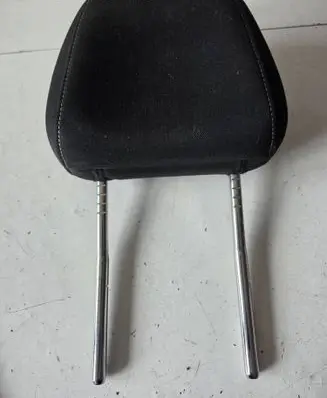 Opel Astra K Front seat headrest