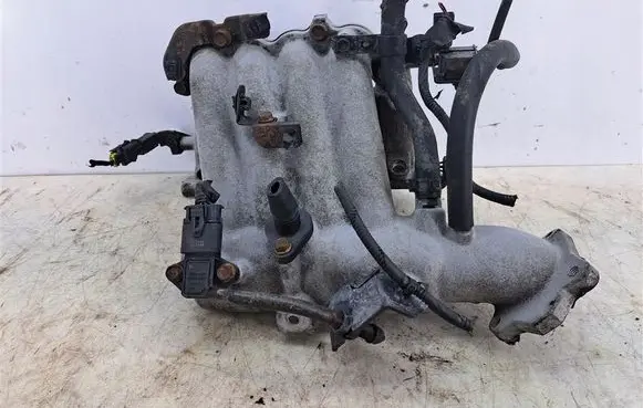 Hyundai i10 Intake manifold 