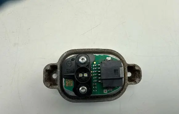 BMW 1 F20 F21 Light module LCM 19813000