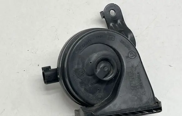 Jeep Wrangler Horn signal 68284211AA 88916
