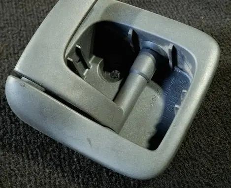 Volvo S80 Engine bonnet (hood) release handle 9483312