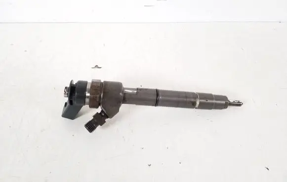 Fuel injector
