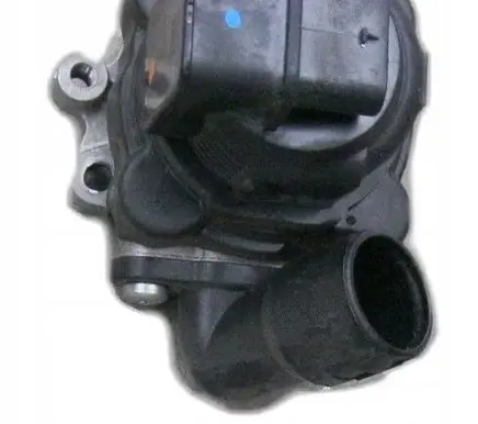 Volkswagen Golf VII EGR valve 06K131097L