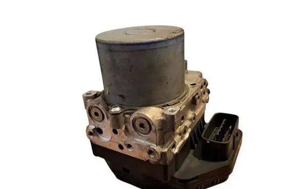Mazda 6 ABS Pump GAM7437A0 1338004451