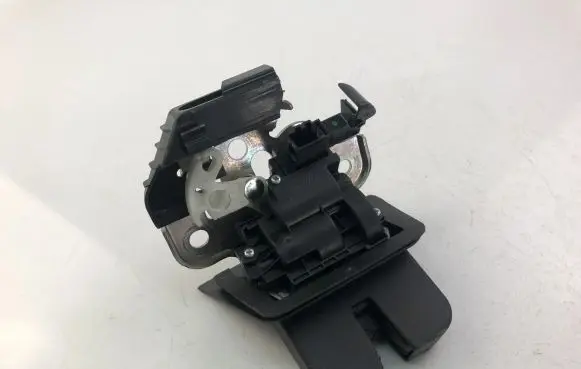 Audi Q5 SQ5 Tailgate/trunk/boot lock/catch/latch 8R0827505