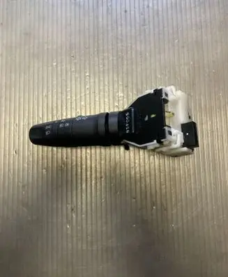 Nissan X-Trail T31 Indicator stalk 14425