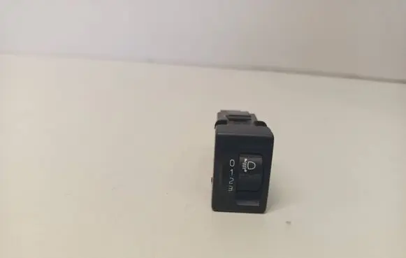 Isuzu D-Max Headlight level height control switch 