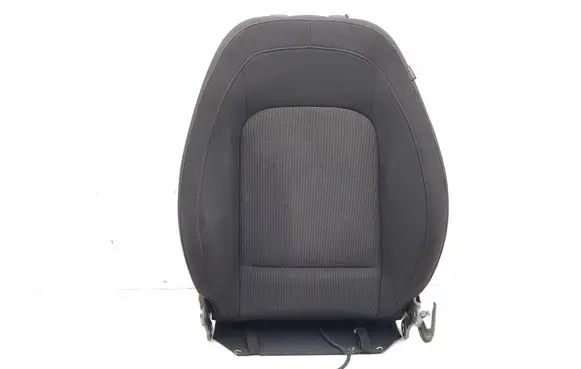 Hyundai Kona I Front passenger seat