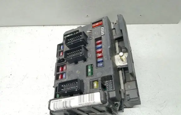 Citroen C5 BSM Control unit 9643100980 BSMA6