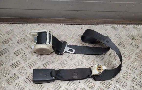 Dodge Challenger Rear seatbelt 5UZ261X9AA