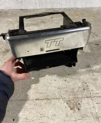 Radio/GPS head unit trim