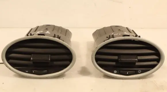 Ford Focus Dashboard air vent grill cover trim A014L21AE