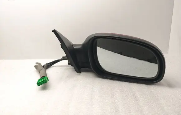 Volvo V70 Front door electric wing mirror E11015463