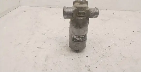 BMW 7 E38 Idle control valve (regulator) 1744713 028140545