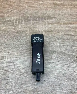 Saab 9000 CS Seat heating switch 9518820 501317
