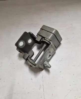 Citroen C5 Front door upper hinge 