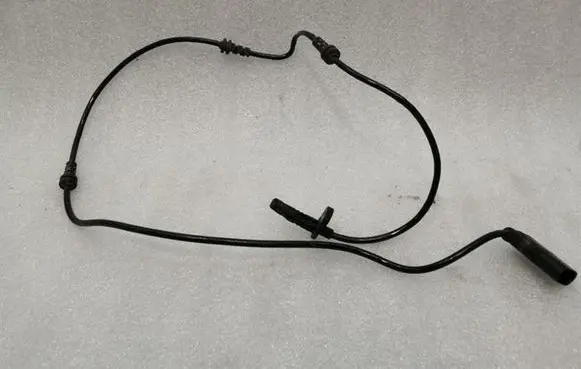 Mercedes-Benz C W205 ABS brake wheel speed sensor A2059050205