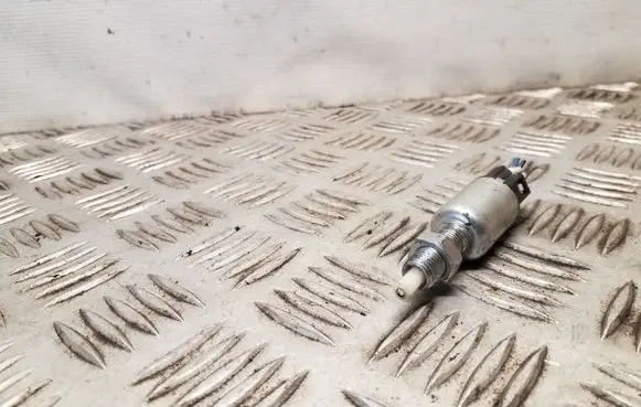 Clutch pedal sensor