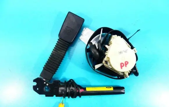 Ford Focus Front seatbelt IMPRK1172481