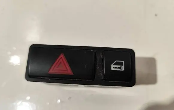 BMW X5 E53 Hazard light switch 61318368920