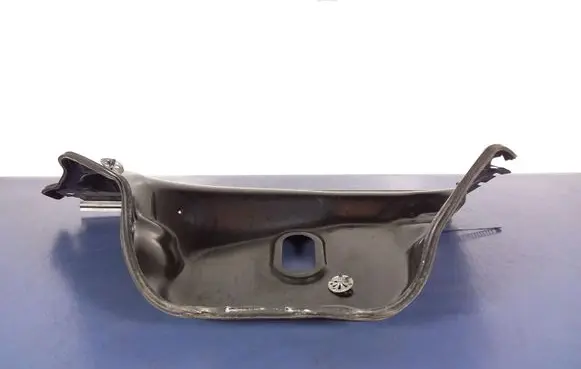 Audi A4 S4 B8 8K Front bodywork piece 8K0819532A