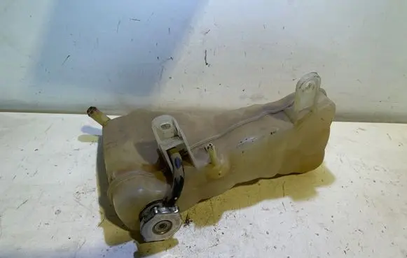 Dodge Challenger Coolant expansion tank/reservoir 