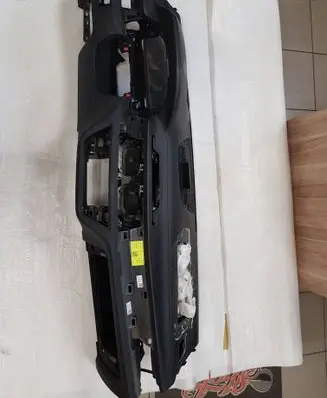 BMW 7 G11 G12 Dashboard 7946247 2308547