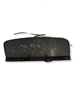 Mercedes-Benz W123 Speedometer (instrument cluster) 87001050