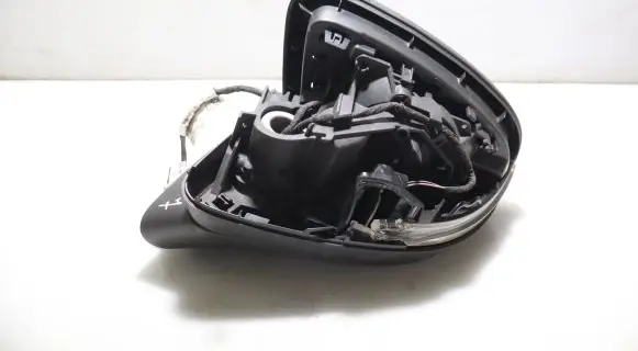 Mercedes-Benz CLA C118 X118 Front door electric wing mirror 
