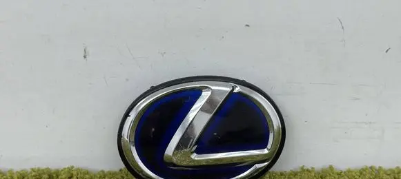 Lexus RX III Manufacturer badge logo/emblem 90975-02117