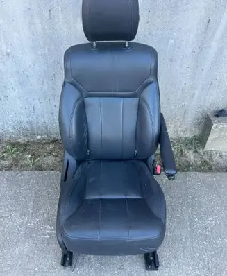 Land Rover Discovery 5 Front passenger seat 