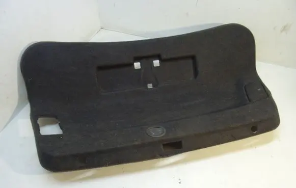 Volkswagen PASSAT B7 Tailgate trim 1K6867747