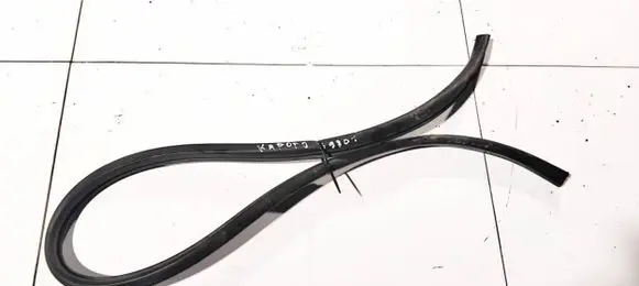 Audi A4 S4 B5 8D Rubber seal front coupe door 