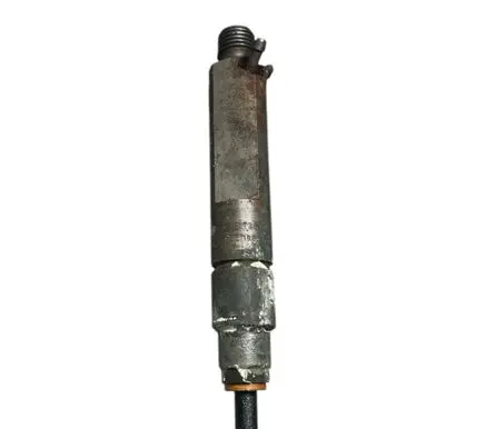 Volkswagen Golf IV Fuel injector 028130201T