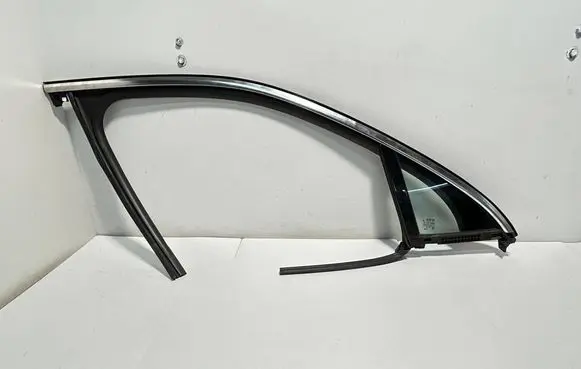 KIA Sorento IV Other front door trim element 82860P2000 32629 82220P2000