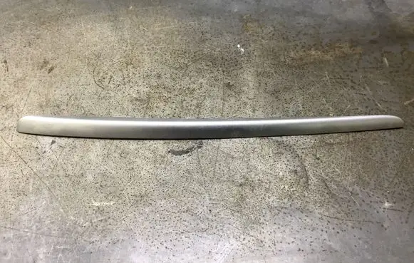 Mercedes-Benz GL X164 Front door trim bar A1647200622