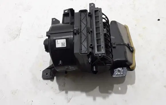 Mazda CX-3 A/C air flow flap actuator/motor DD2F