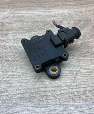 Audi A6 S6 C4 4A ESP acceleration yaw rate sensor 443907388 0265005007 WithPlug
