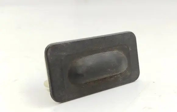 Renault Laguna II Tailgate glass/window release handle 8200000900