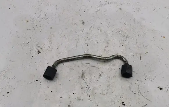 BMW X3 E83 Fuel injector supply line/pipe NOCODE